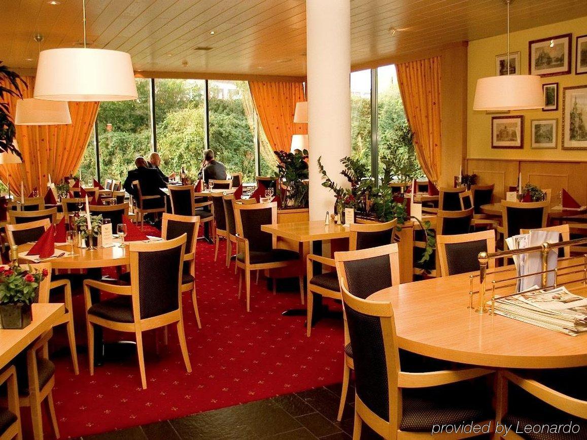 Bastion Hotel Geleen Exteriör bild