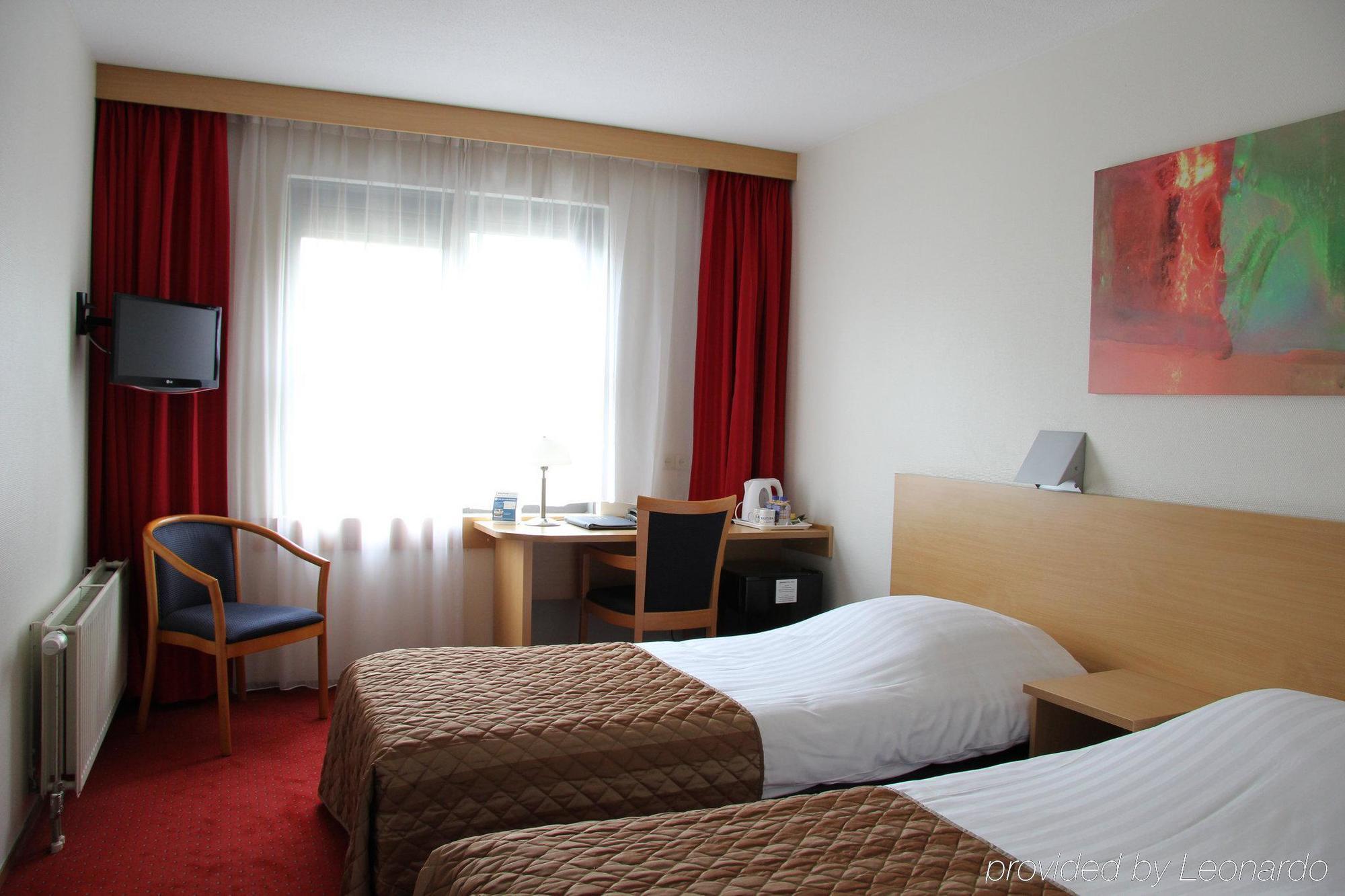 Bastion Hotel Geleen Exteriör bild
